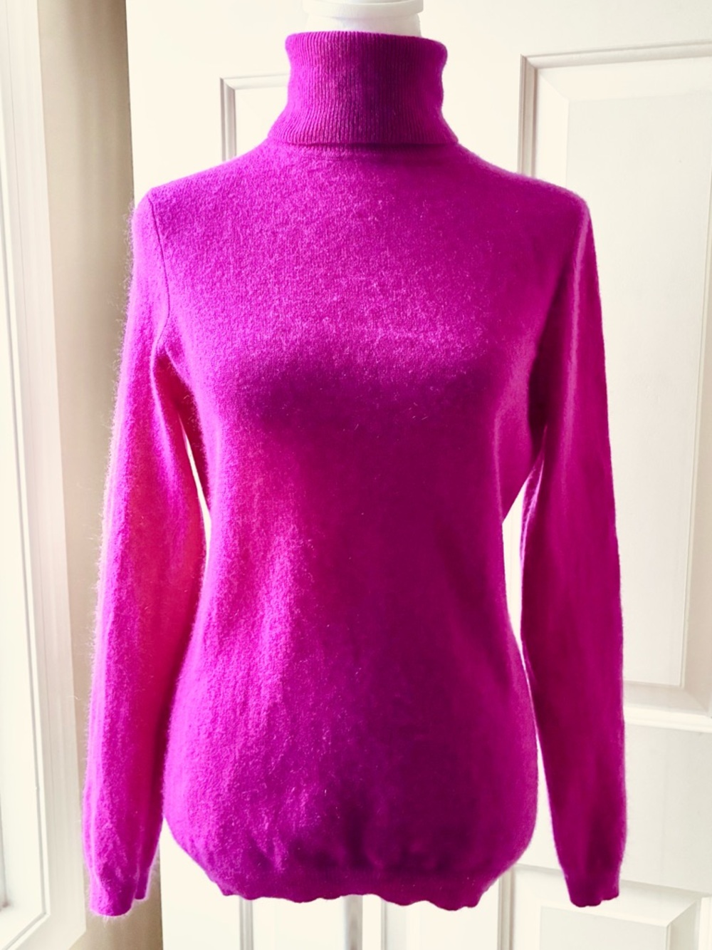 Women's Cashmere Turtleneck Sweater Long Sleeve Fuchsia Dark Pink Size M